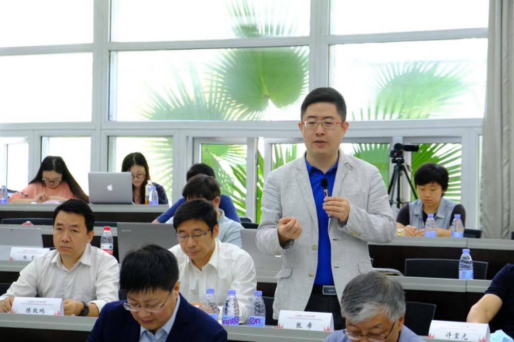 区域可持续发展的守护者 北大深研院与联通共建创新实验室